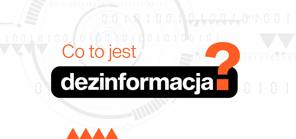 Mężczyzna wskazujący na tablicy